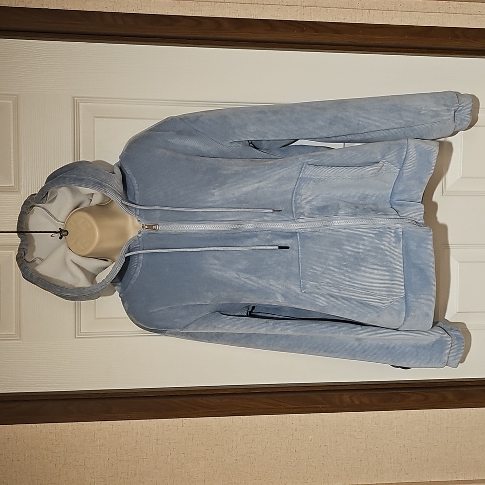 Free Haven Women's Medium Light Blue Zippered Hoodie Jacket Used